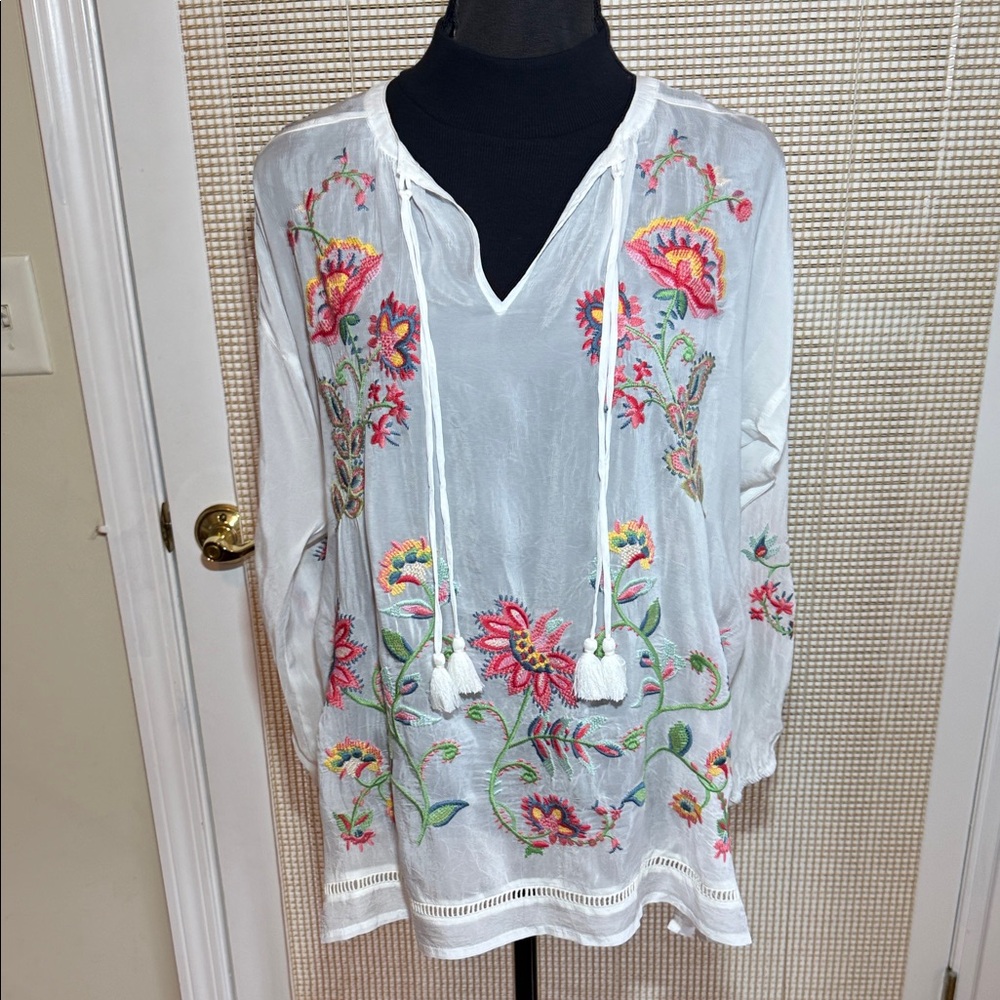 NWT! Retail $295 Johnny Was Ivory Blouse with Colorful Embroidery - Picture 4 of 10